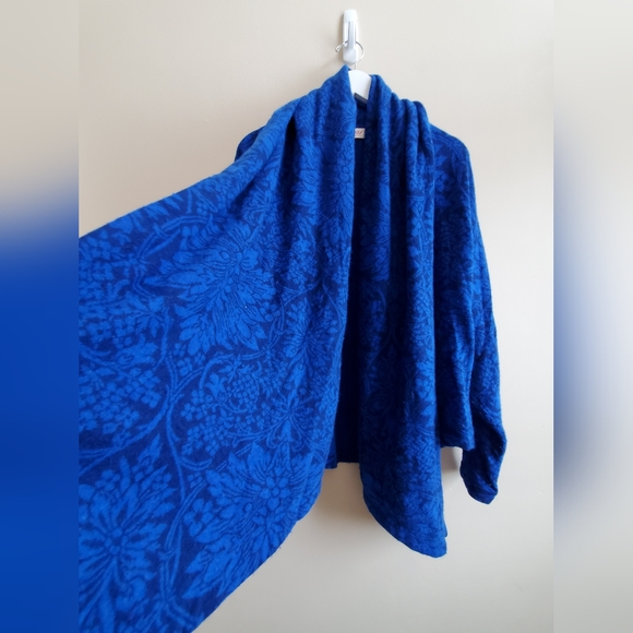 Byblos | Vintage Cardigan | Blue floral wool and angora, dolman sleeve Size S-M - Picture 5 of 12